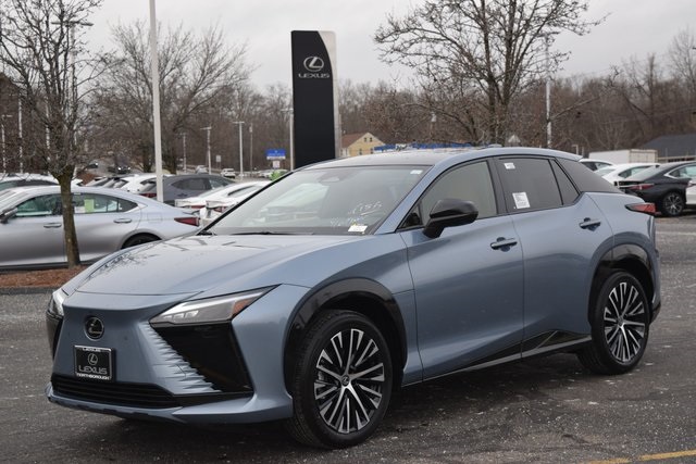 2026 Lexus RZ Premium's photo