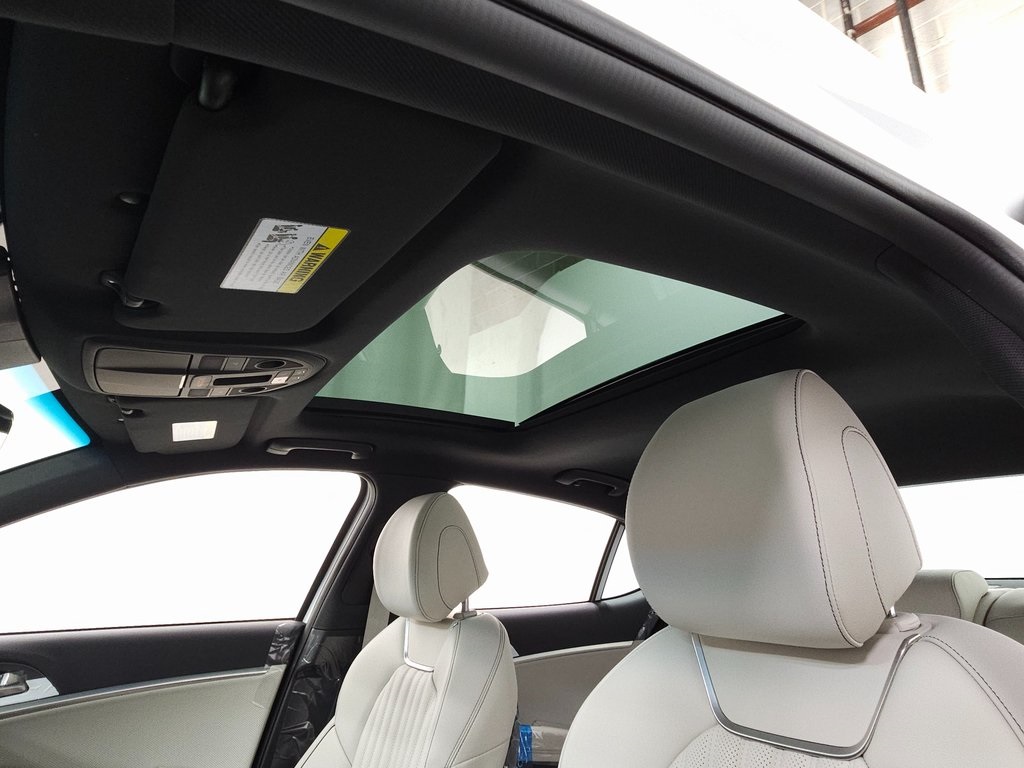 2025 Genesis G70 3.3T Sport Advanced photo 11