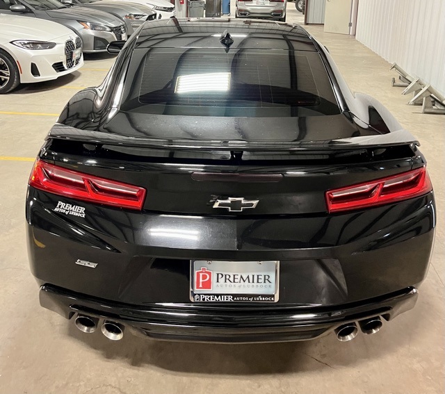 2017 Chevrolet Camaro 1SS photo 2