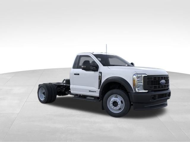 2026 Ford F-450 photo 7