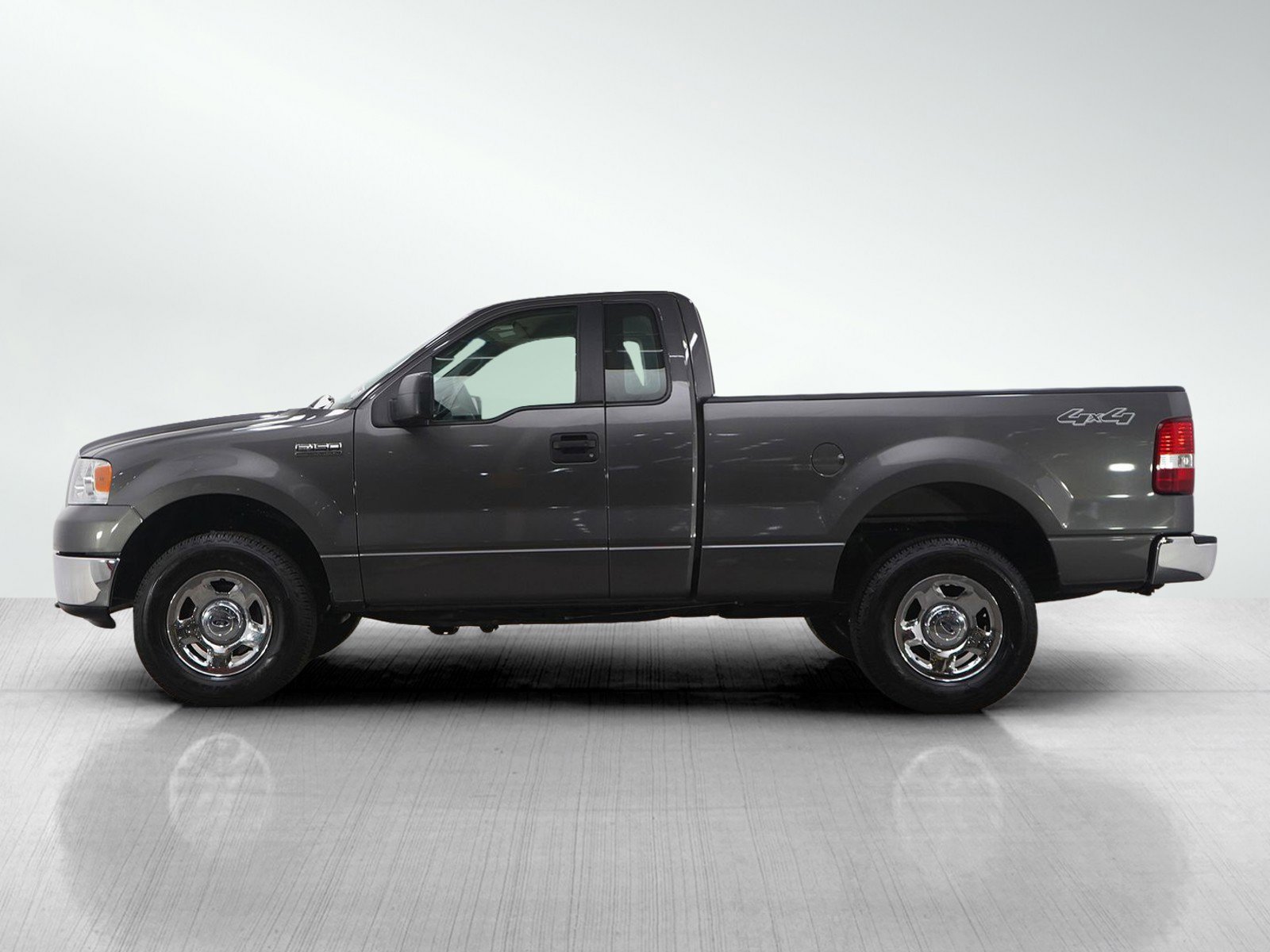 Used 2007 Ford F-150 XLT with VIN 1FTRF14V47KC64810 for sale in Minneapolis, Minnesota