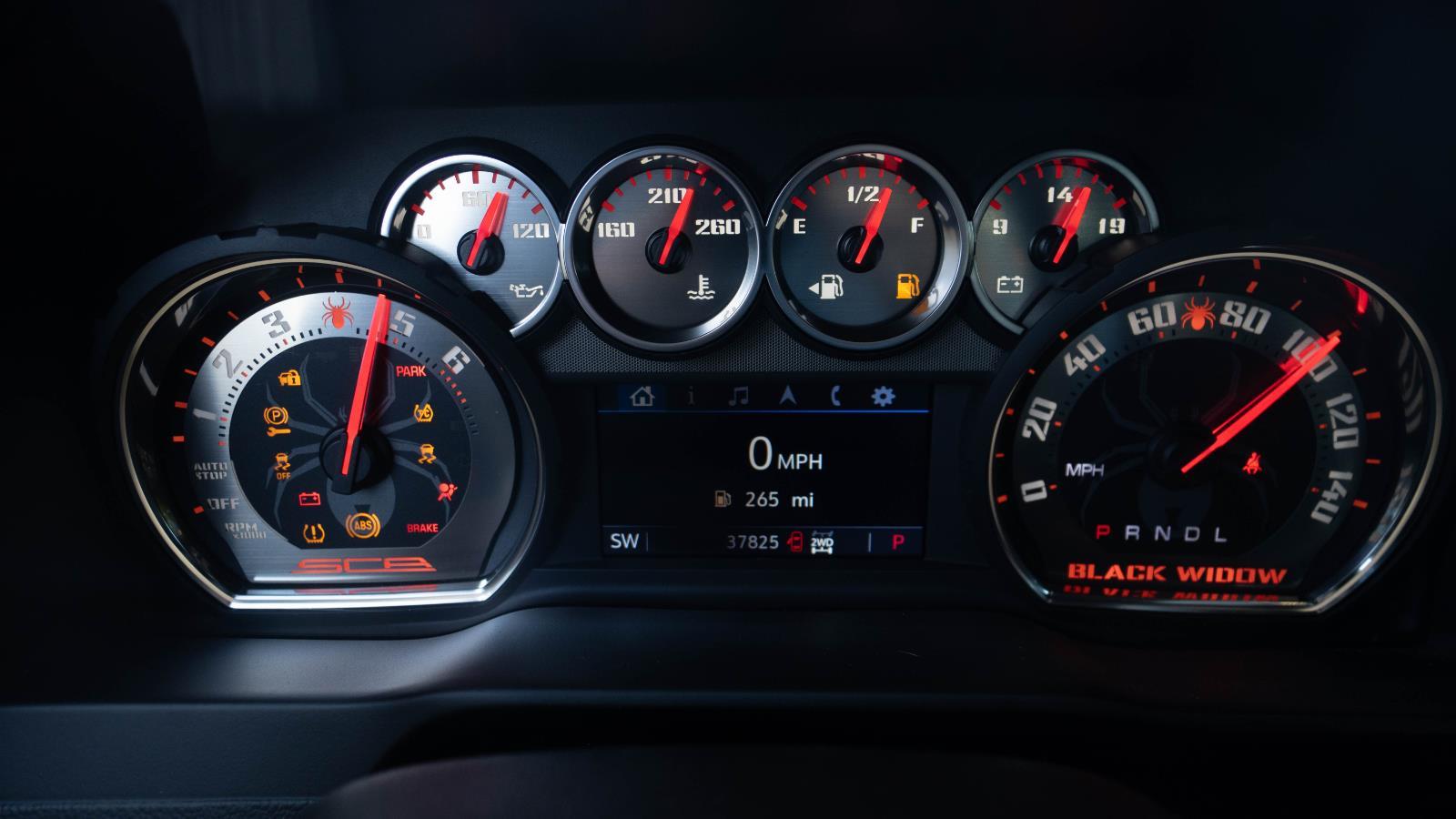 2019 Chevrolet Silverado 1500 RST photo 19