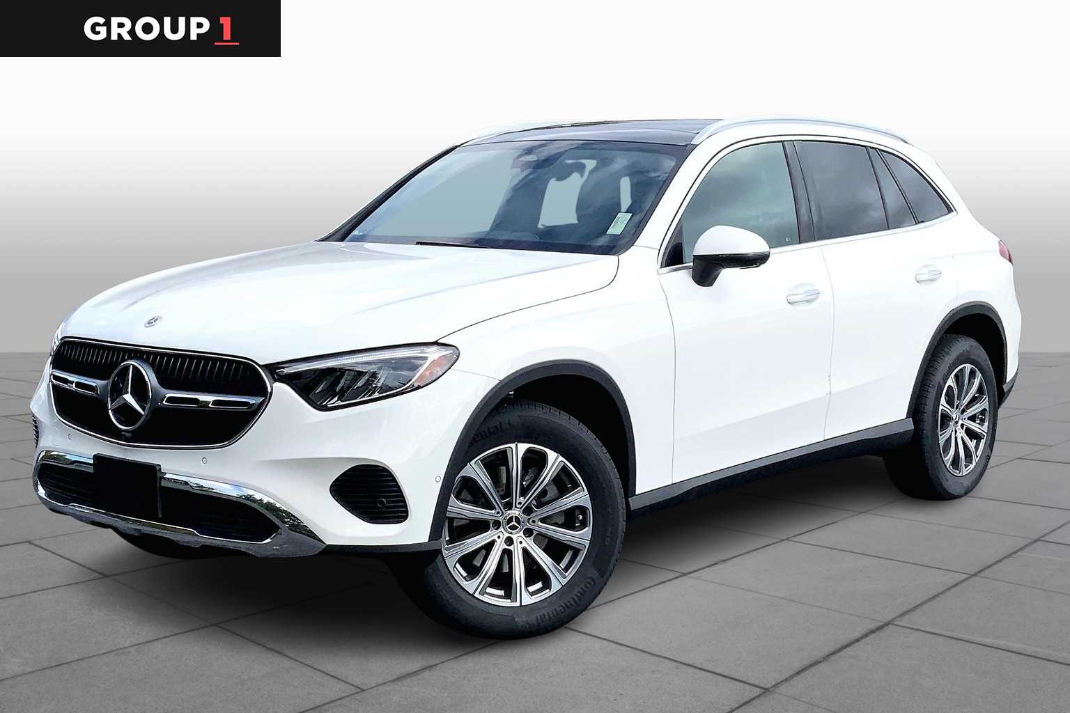 2025 Mercedes-Benz GLC Base's photo