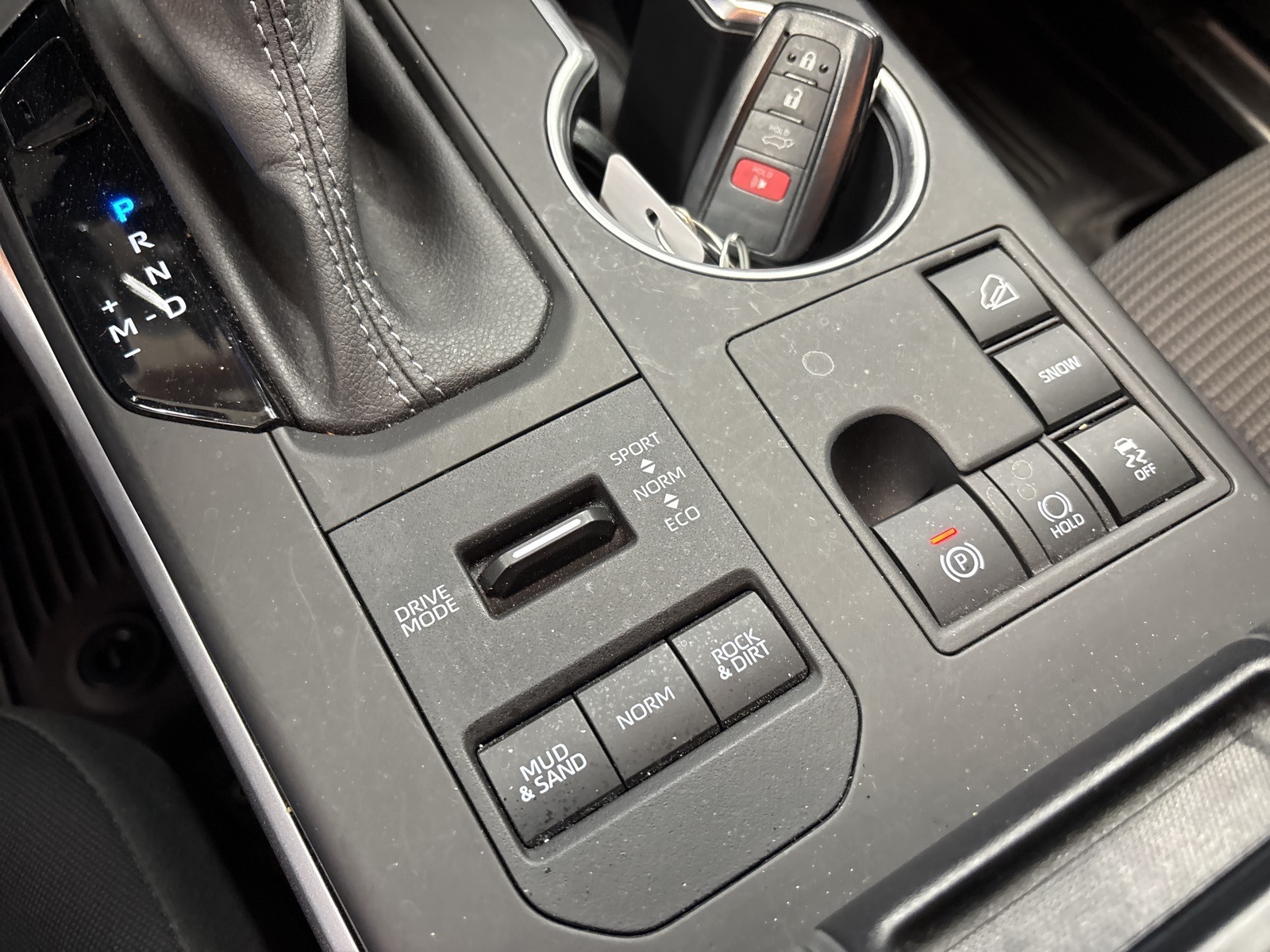 2023 Toyota Highlander L photo 15