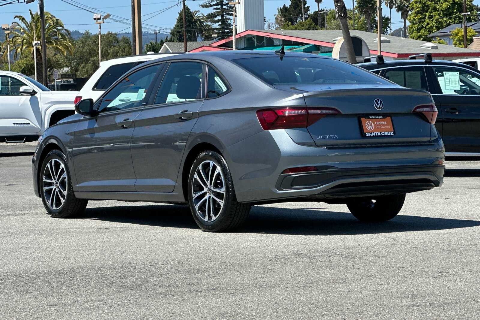 2024 Volkswagen Jetta 1.5T Sport photo 6