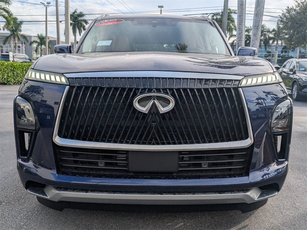 2026 Infiniti QX80 Luxe photo 2