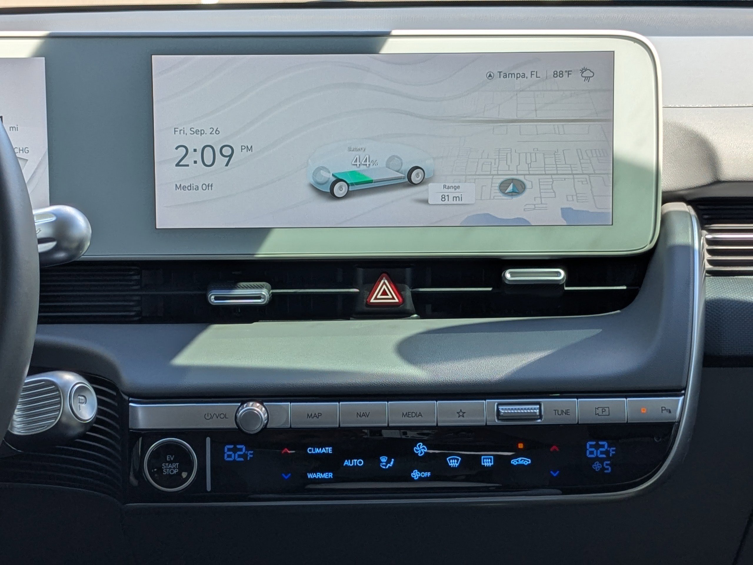 2023 Hyundai Ioniq 5 SE Standard Range photo 18