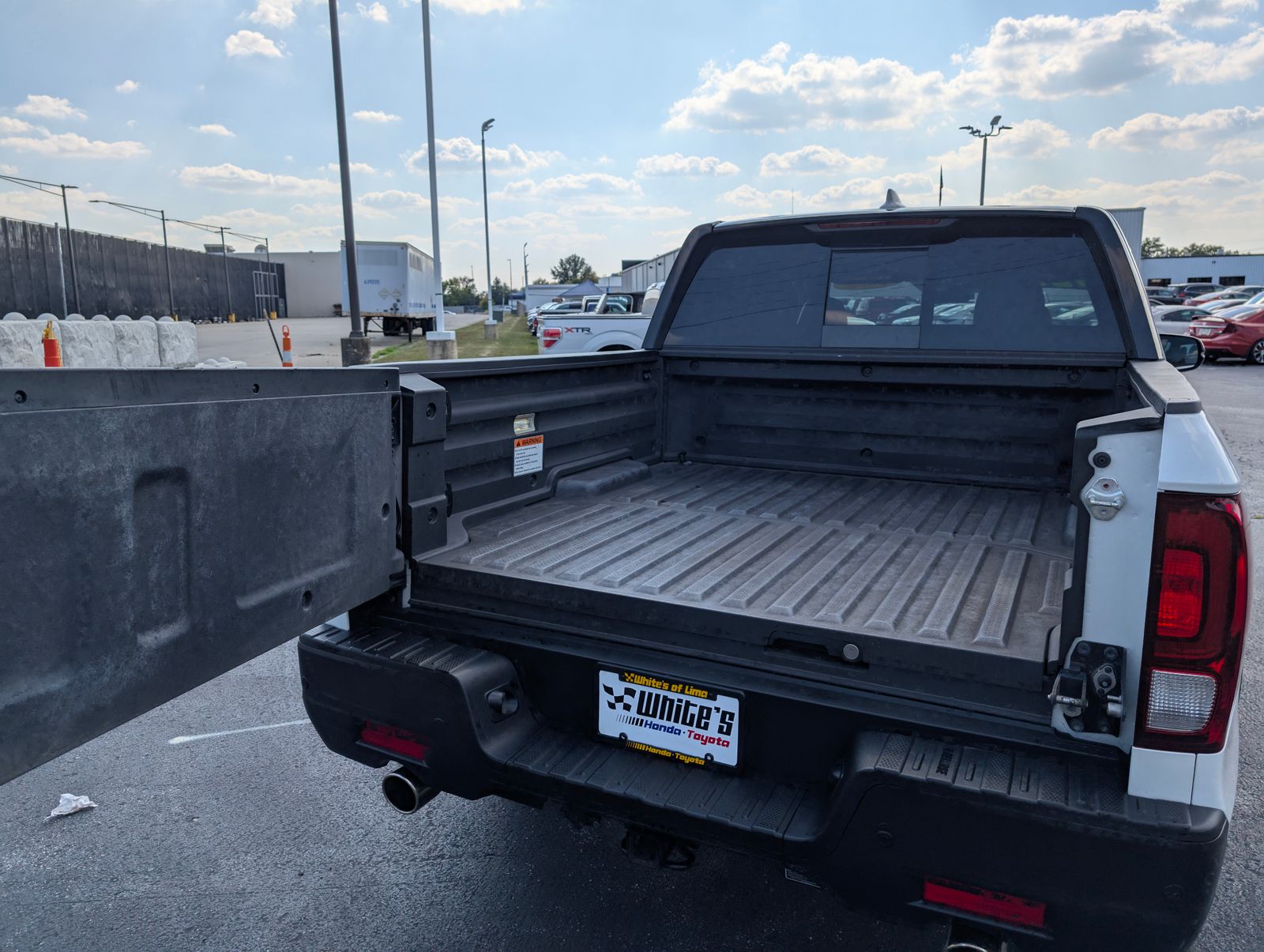 2022 Honda Ridgeline Black Edition photo 33