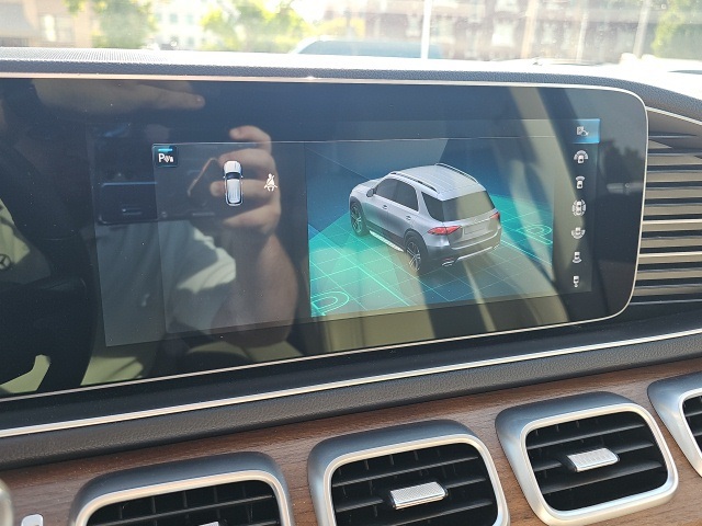 2022 Mercedes Benz GLE 350 4MATIC photo 24