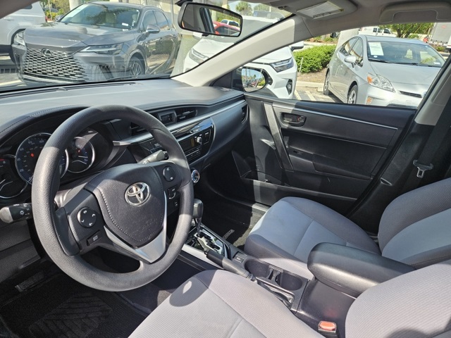 2015 Toyota Corolla L photo 22
