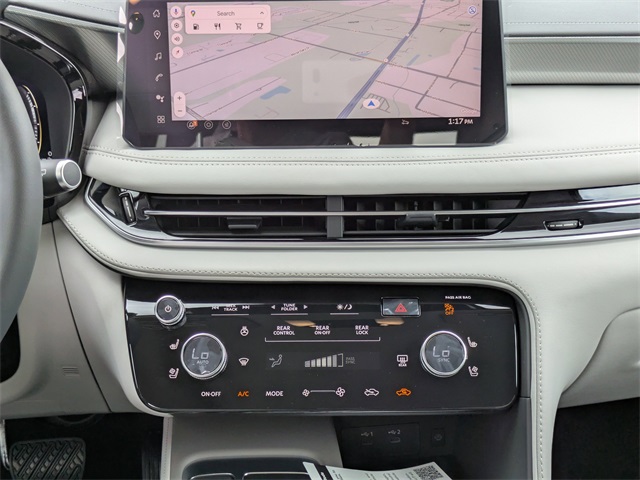 2026 Infiniti QX60 Luxe photo 18