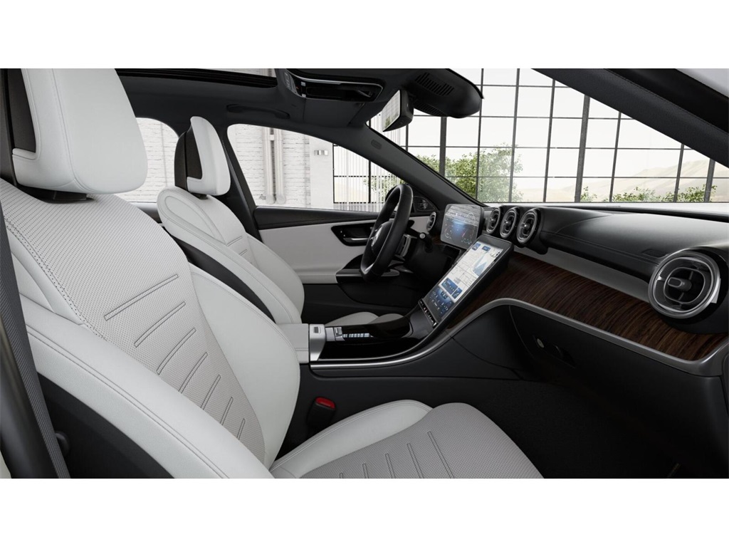 2025 Mercedes Benz C 300 Sedan photo 4