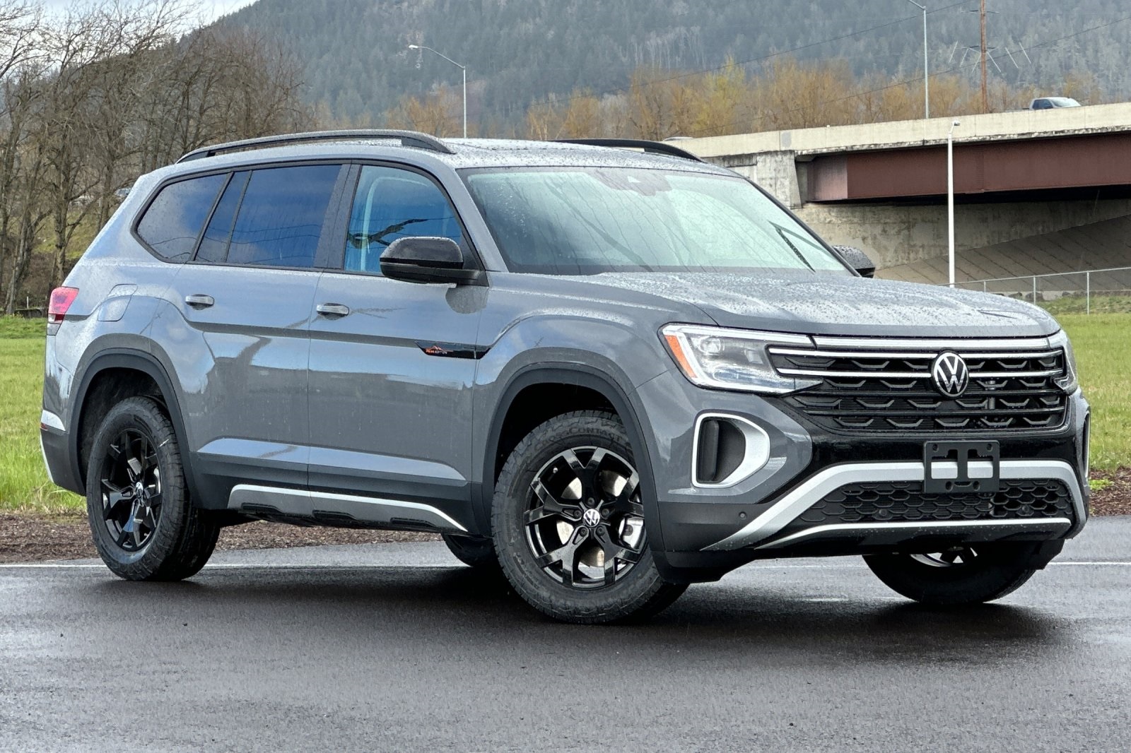 2025 Volkswagen Atlas Atlas Peak Edition's photo