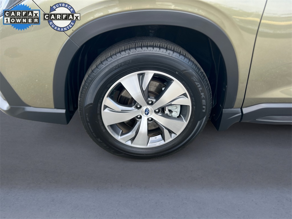 2024 Subaru Ascent Premium photo 9