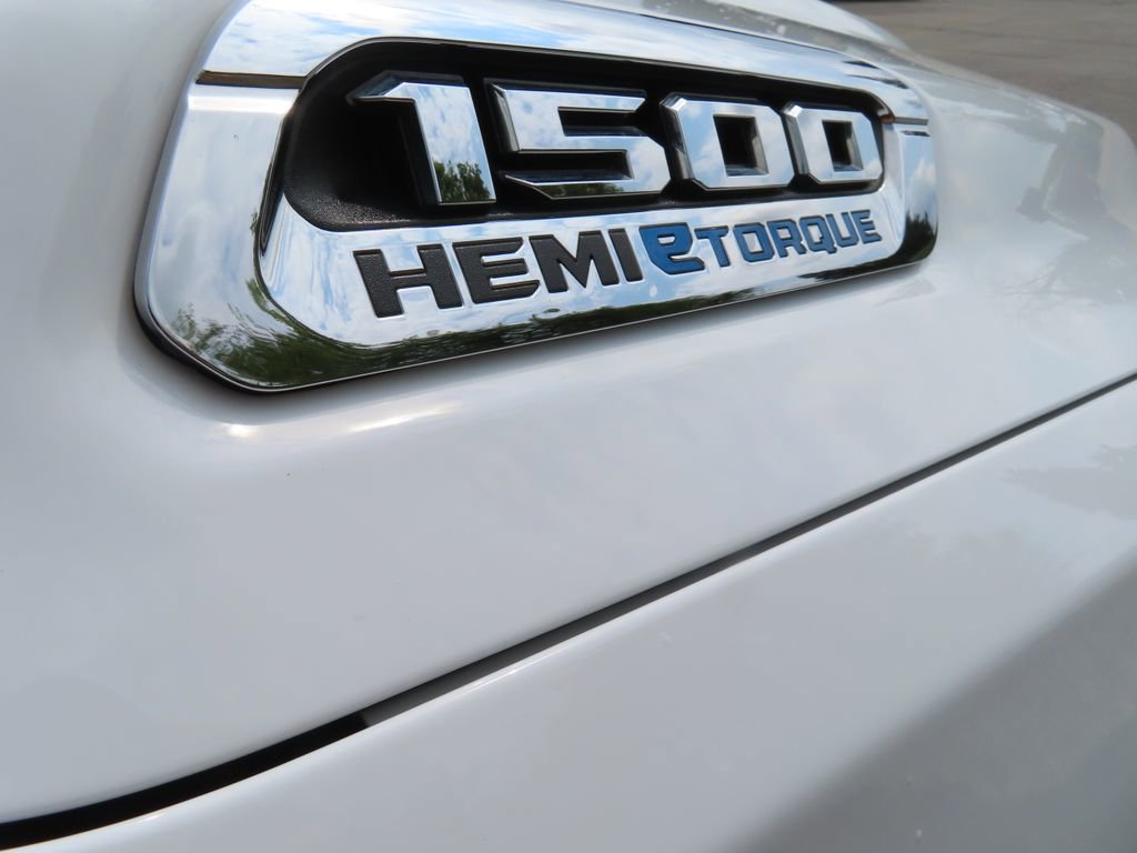 2024 Ram 1500 Tradesman photo 4