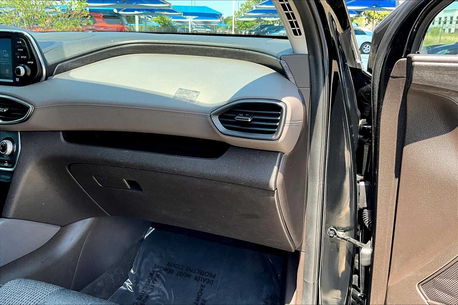 2020 Hyundai Santa Fe SEL photo 10