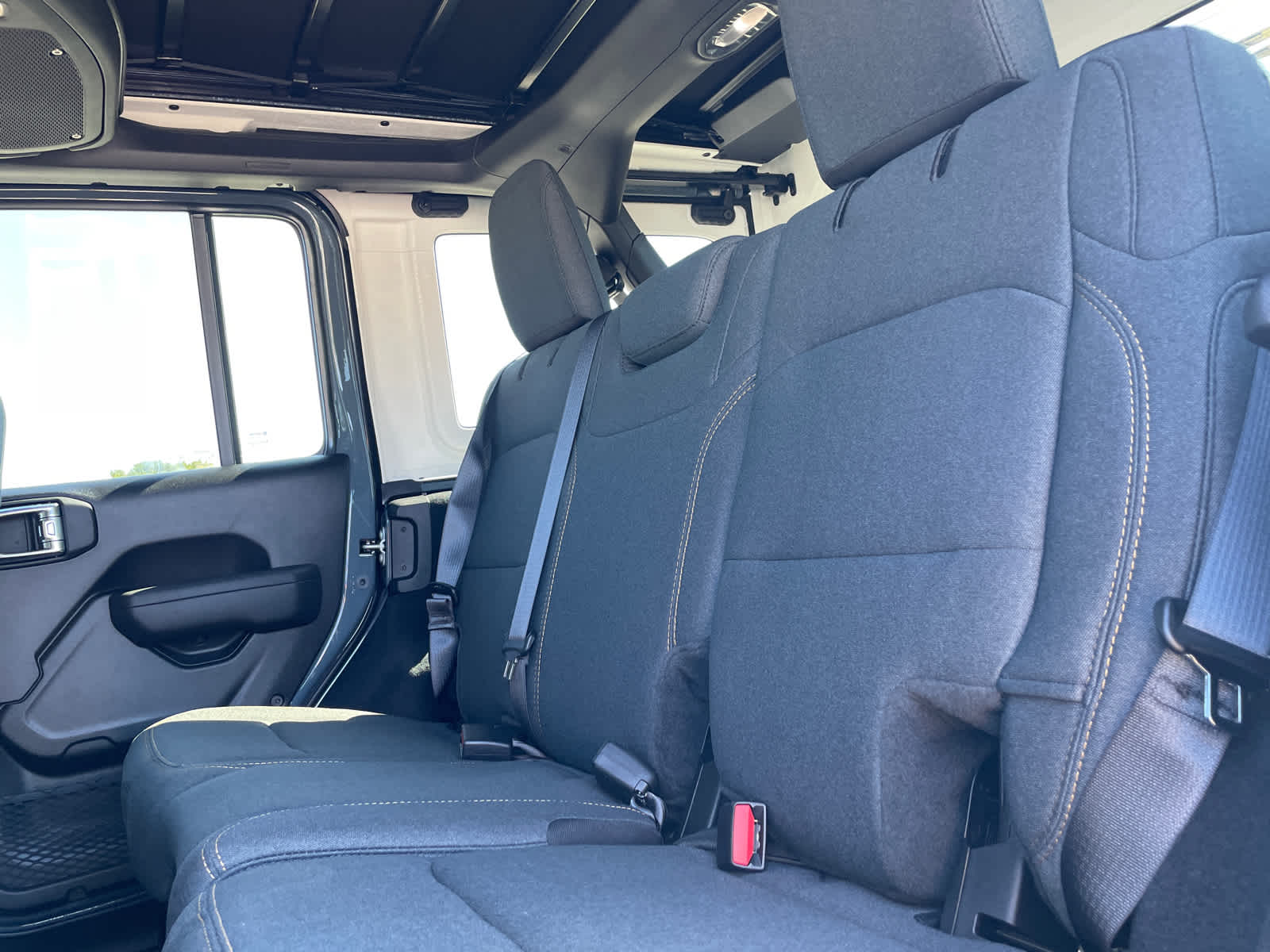 2025 Jeep Wrangler Sport S photo 12