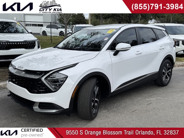 2024 Kia Sportage EX's photo