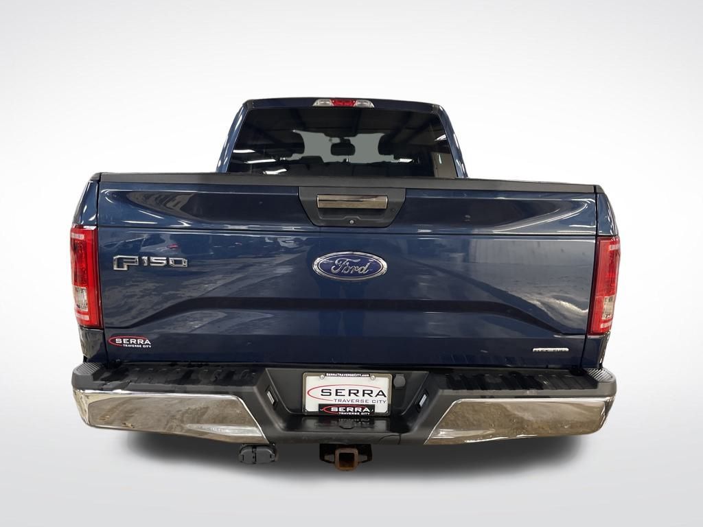 2016 Ford F-150 XLT photo 4