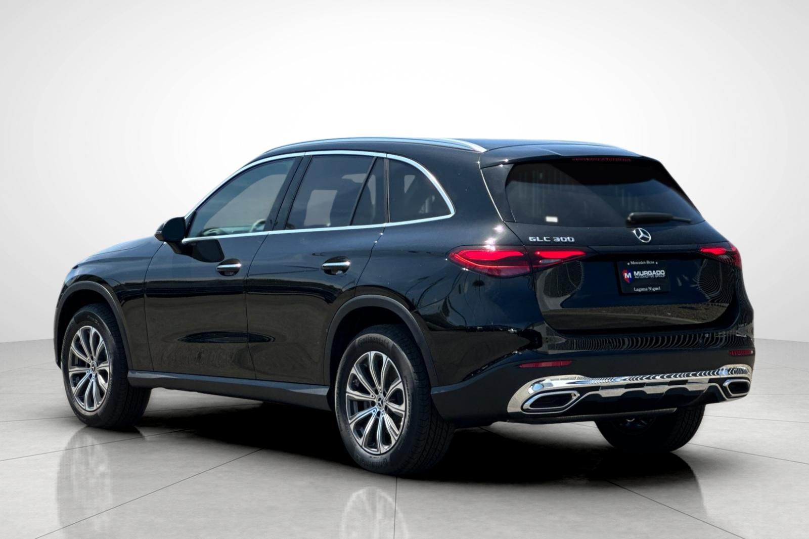 2025 Mercedes Benz GLC 300 photo 10