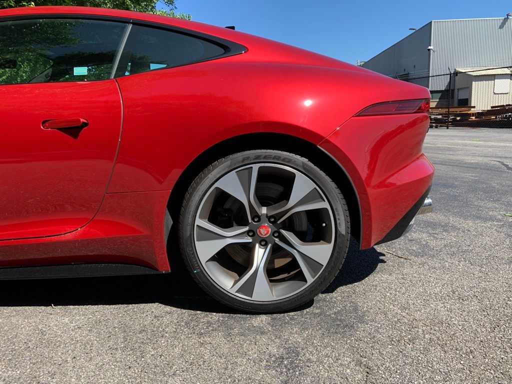 2023 Jaguar F-TYPE P450 photo 12
