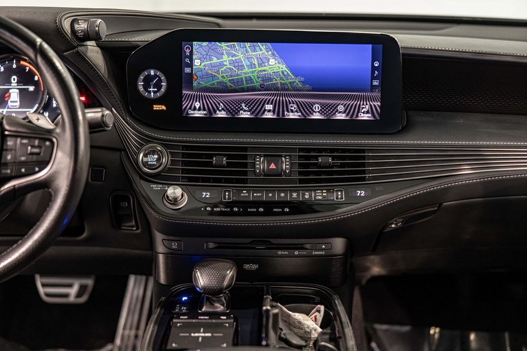 2022 LEXUS LS - Image 38