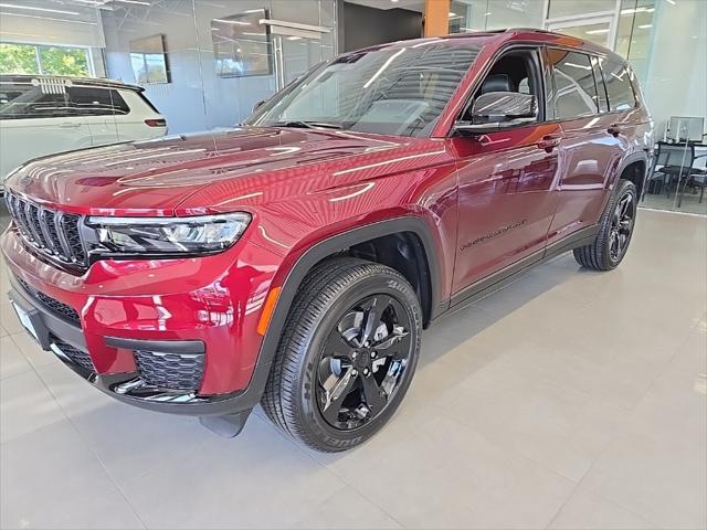 2025 Jeep Grand Cherokee L Altitude's photo