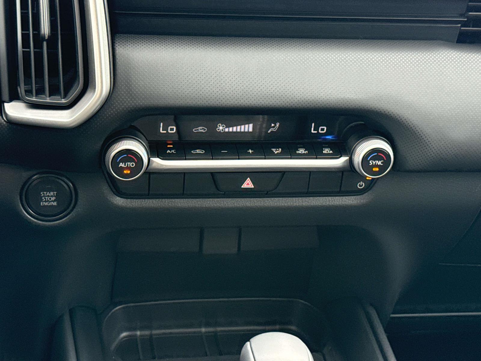 2025 Mazda CX-50 2.5 Select photo 5