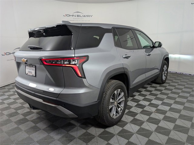 2025 Chevrolet Equinox LT photo 5