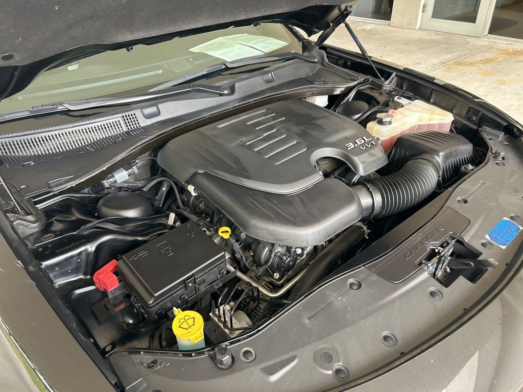 2023 Dodge Charger SXT photo 9