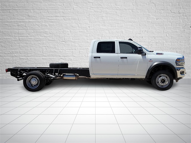 2025 Ram 5500 Tradesman photo 5