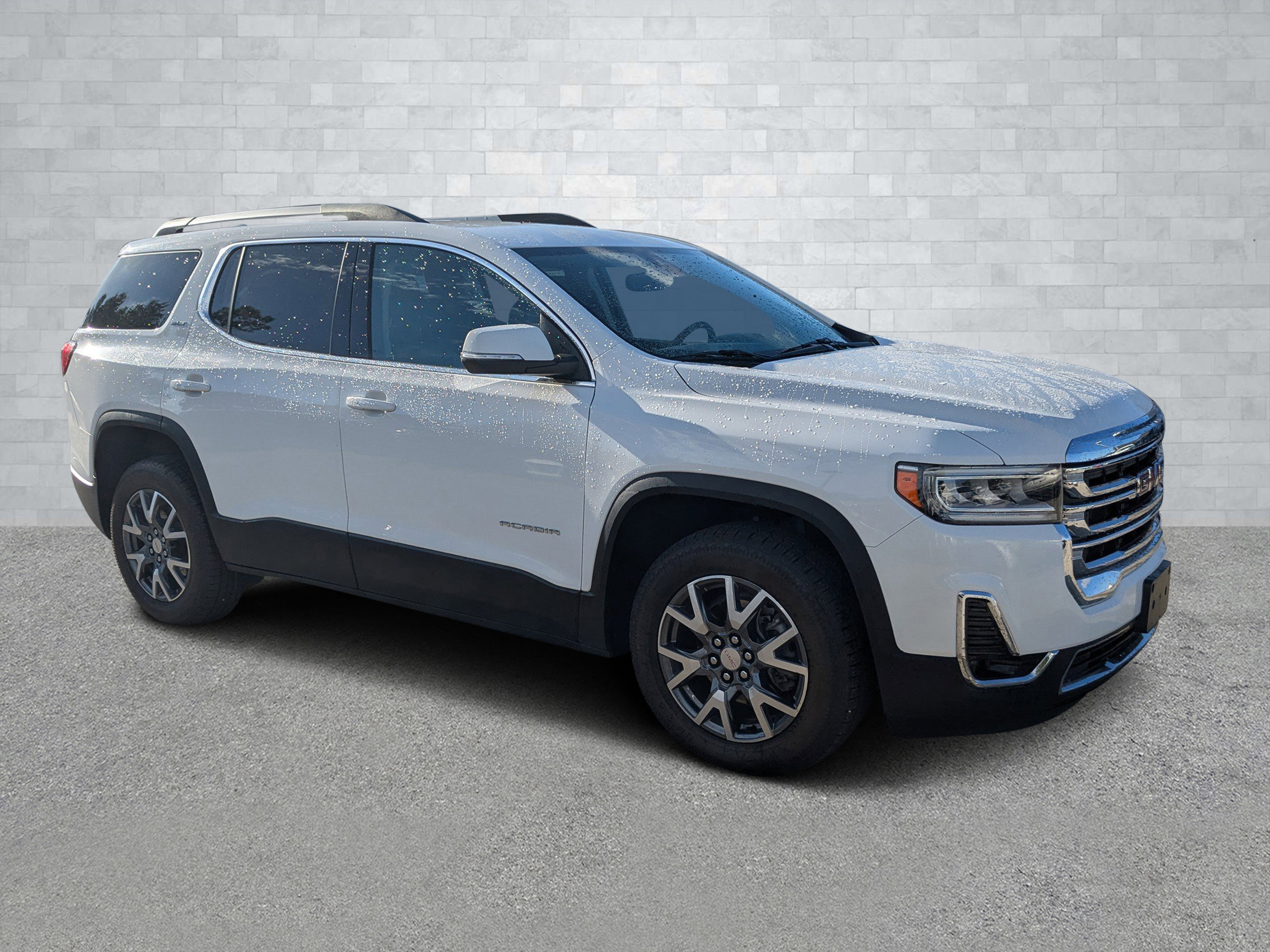 2023 GMC Acadia SLT's photo