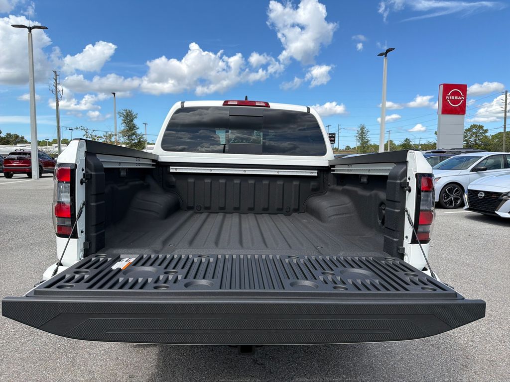 2026 Nissan Frontier PRO-4X photo 7
