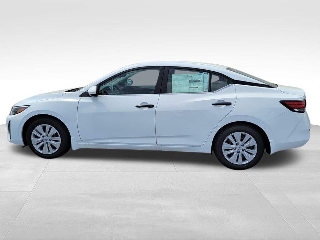 2025 Nissan Sentra S photo 3