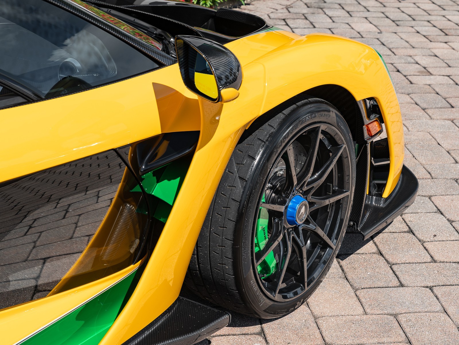 2019 Mclaren SENNA photo 15