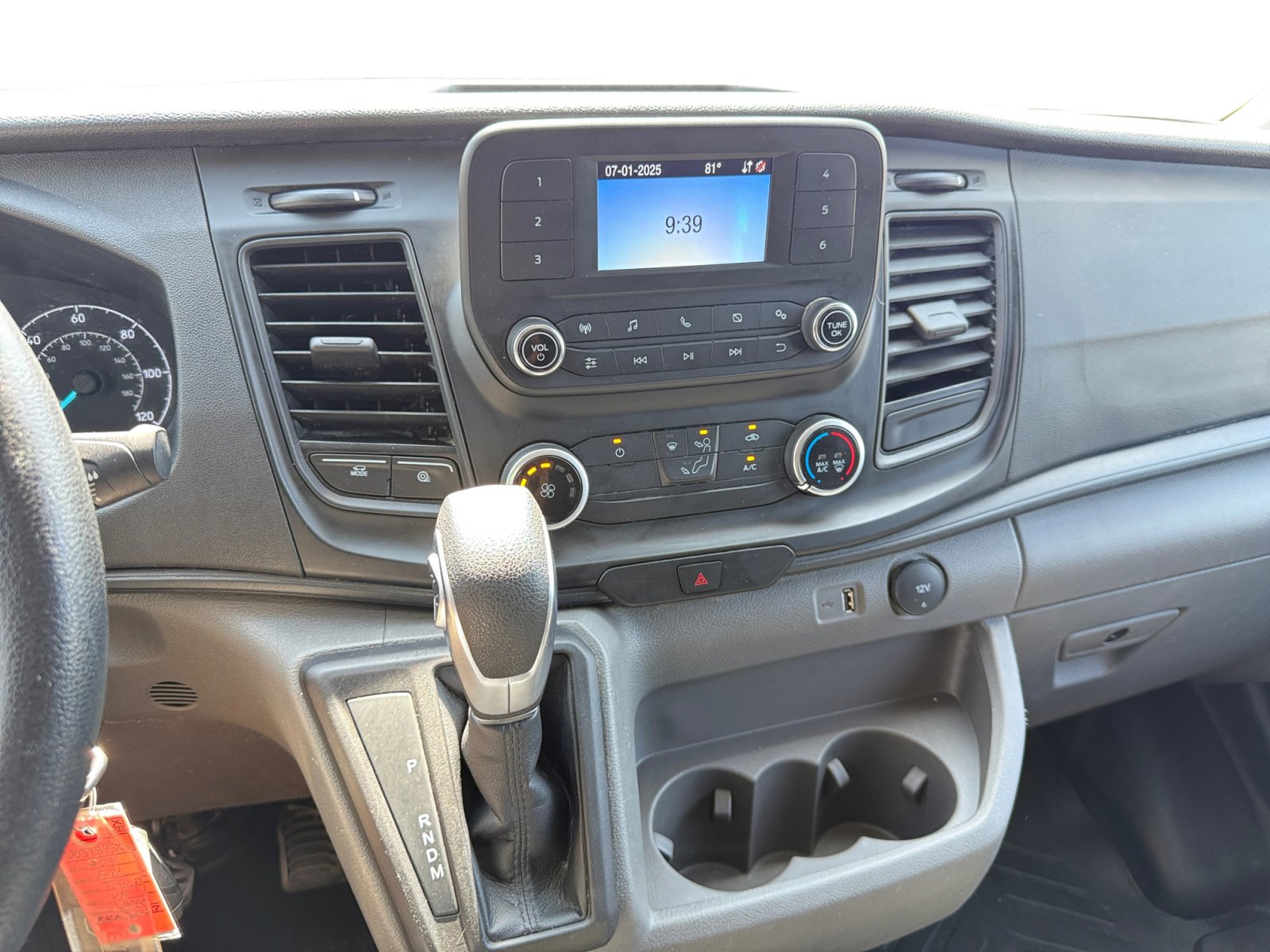 2024 Ford Transit photo 11