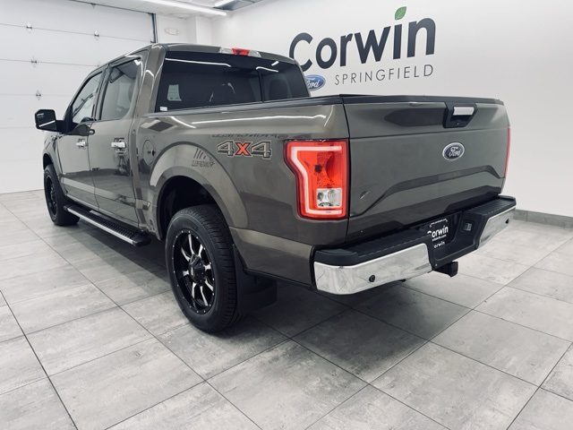 2015 Ford F-150 XLT photo 2