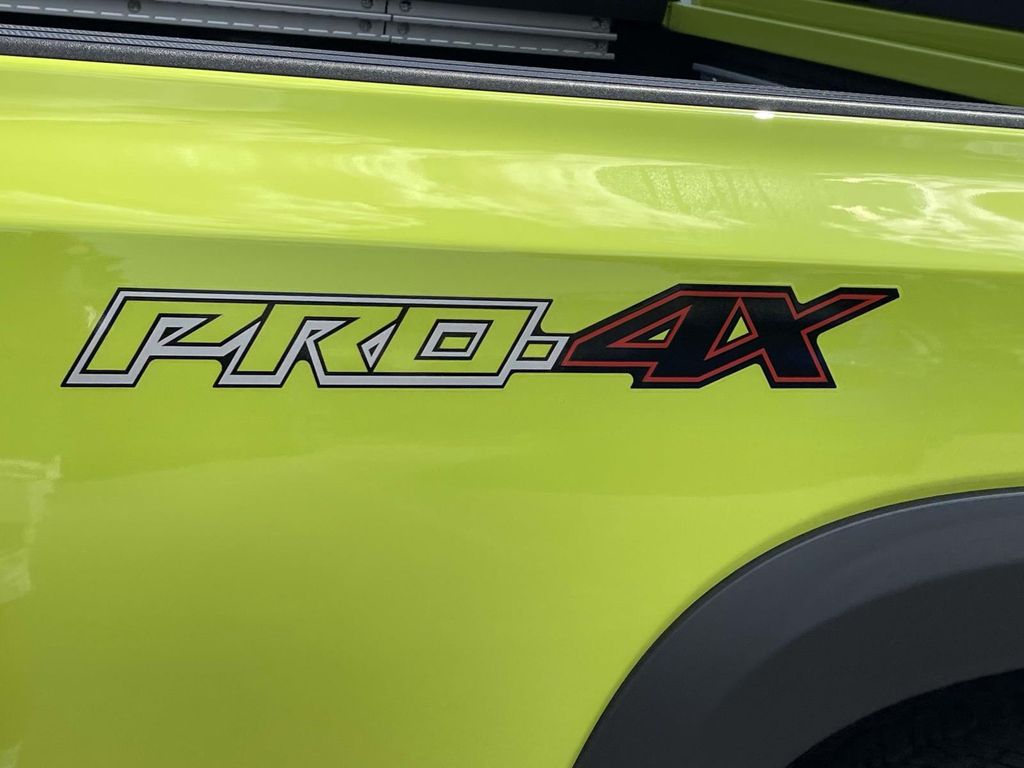 2026 Nissan Frontier PRO-4X photo 8
