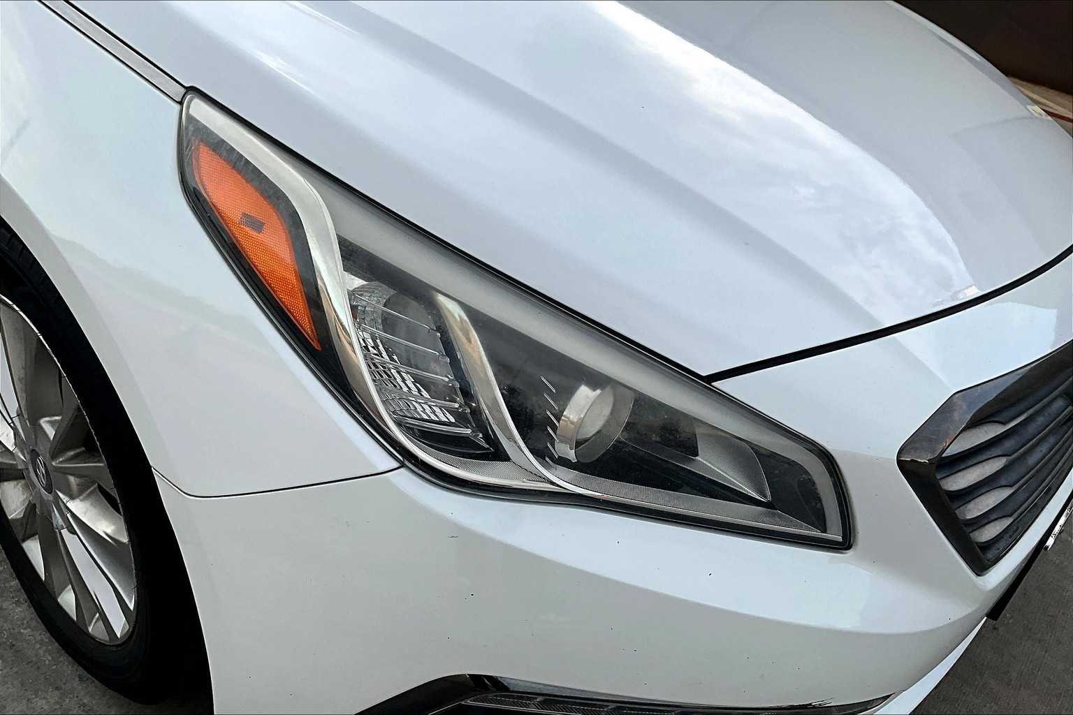 2015 Hyundai Sonata Limited photo 23
