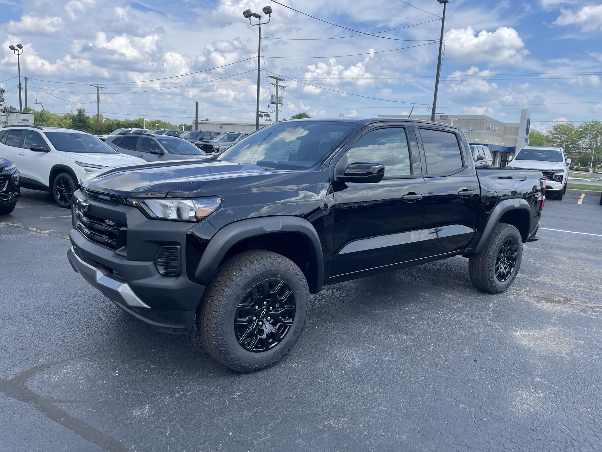 2026 Chevrolet Colorado Trail Boss photo 32
