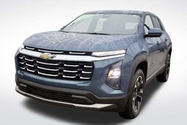 2025 Chevrolet Equinox LT photo 3