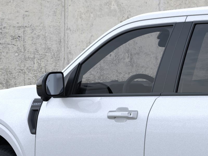 2025 Ford Maverick Lariat photo 12