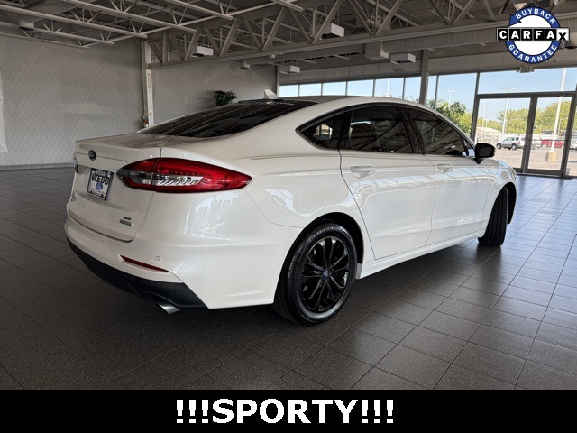 2020 Ford Fusion SE photo 8