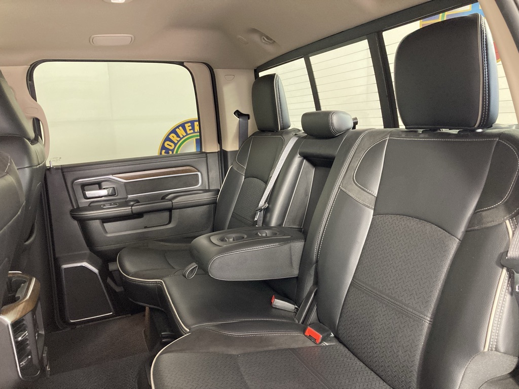 2022 Ram 2500 Laramie photo 16