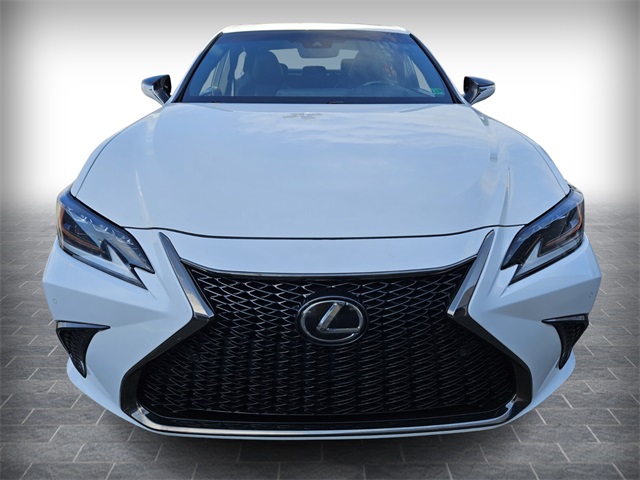2020 Lexus ES 350 F SPORT photo 2
