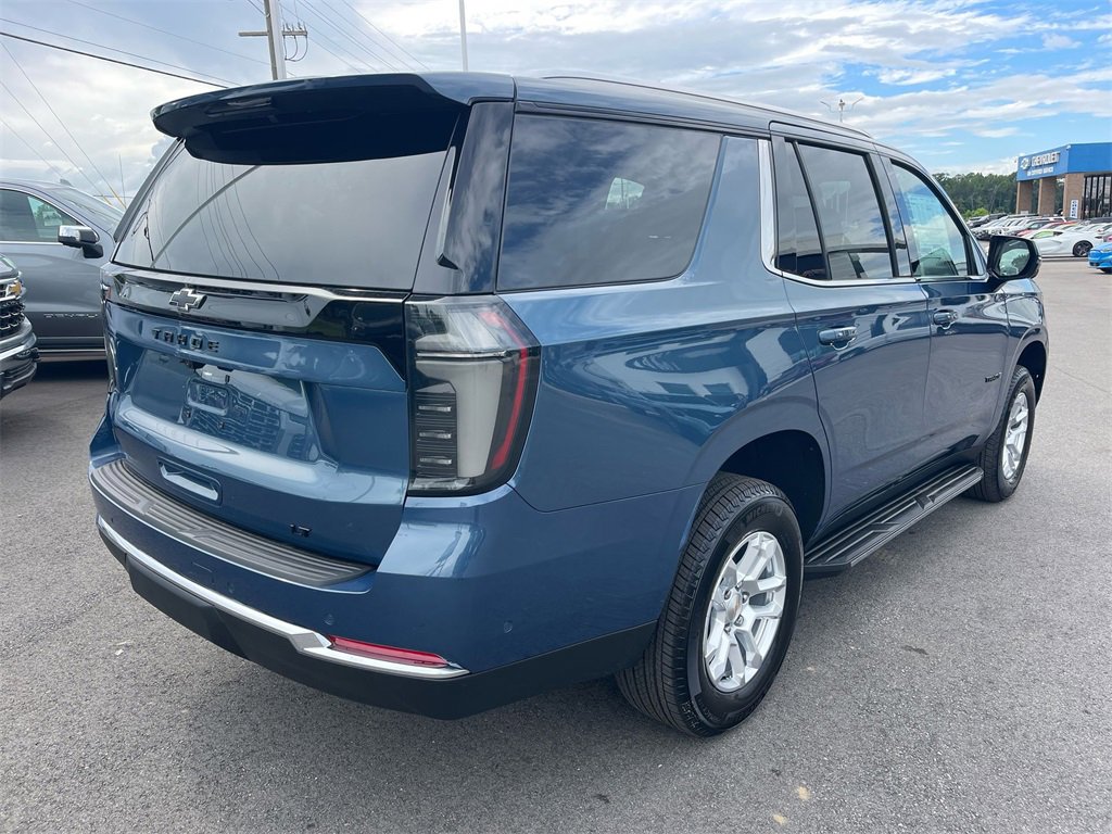 2025 Chevrolet Tahoe LT photo 4