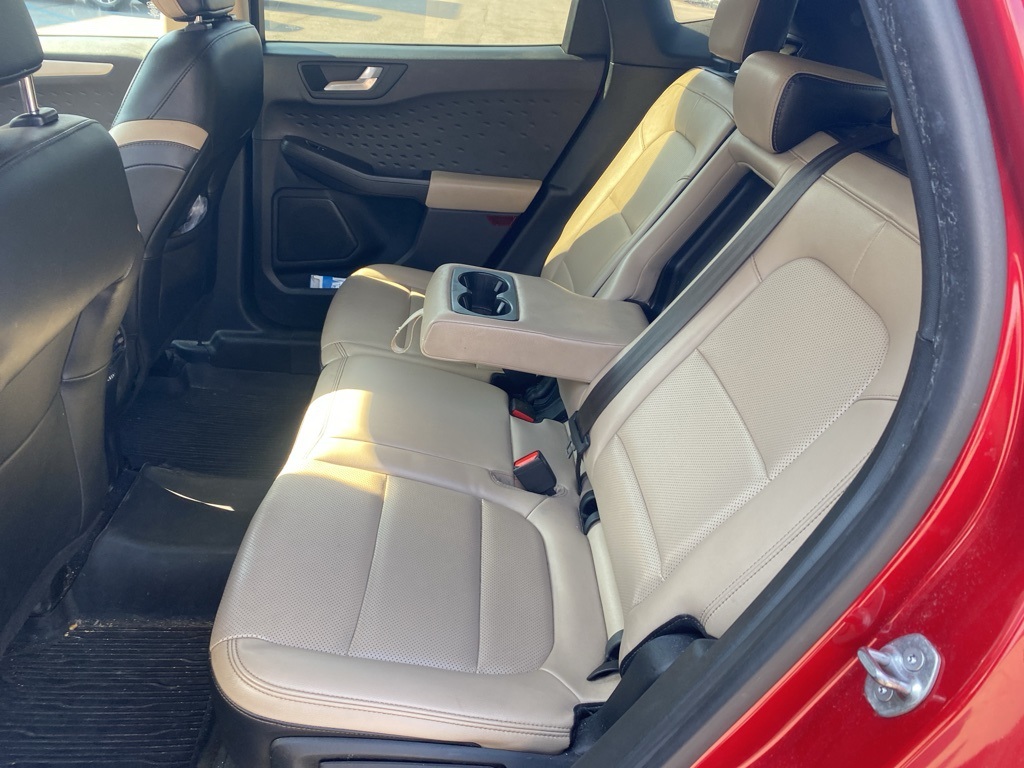 2020 Ford Escape SEL photo 5