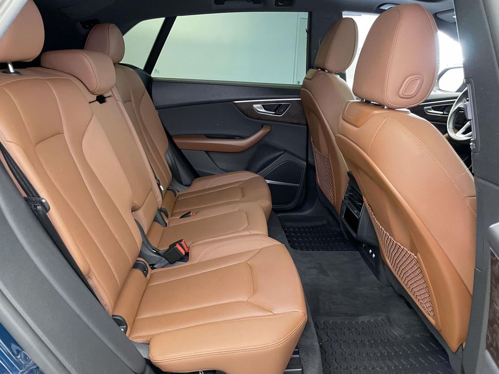 2020 Audi Q8 55 Prestige photo 20