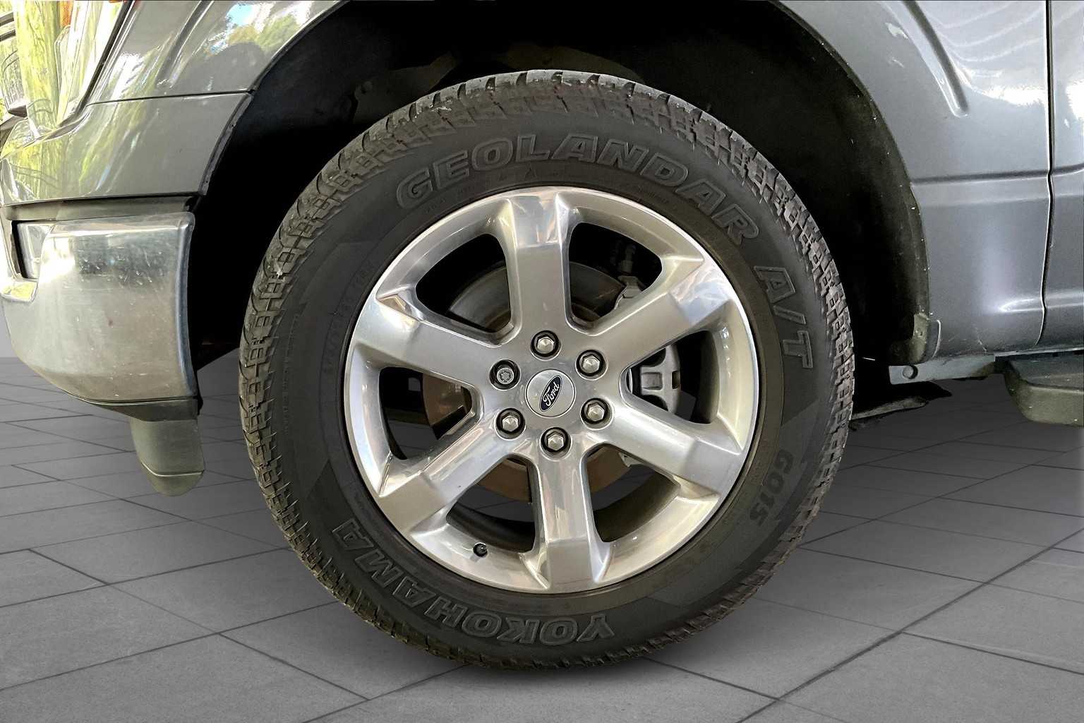 2022 Ford F-150 Lariat photo 19