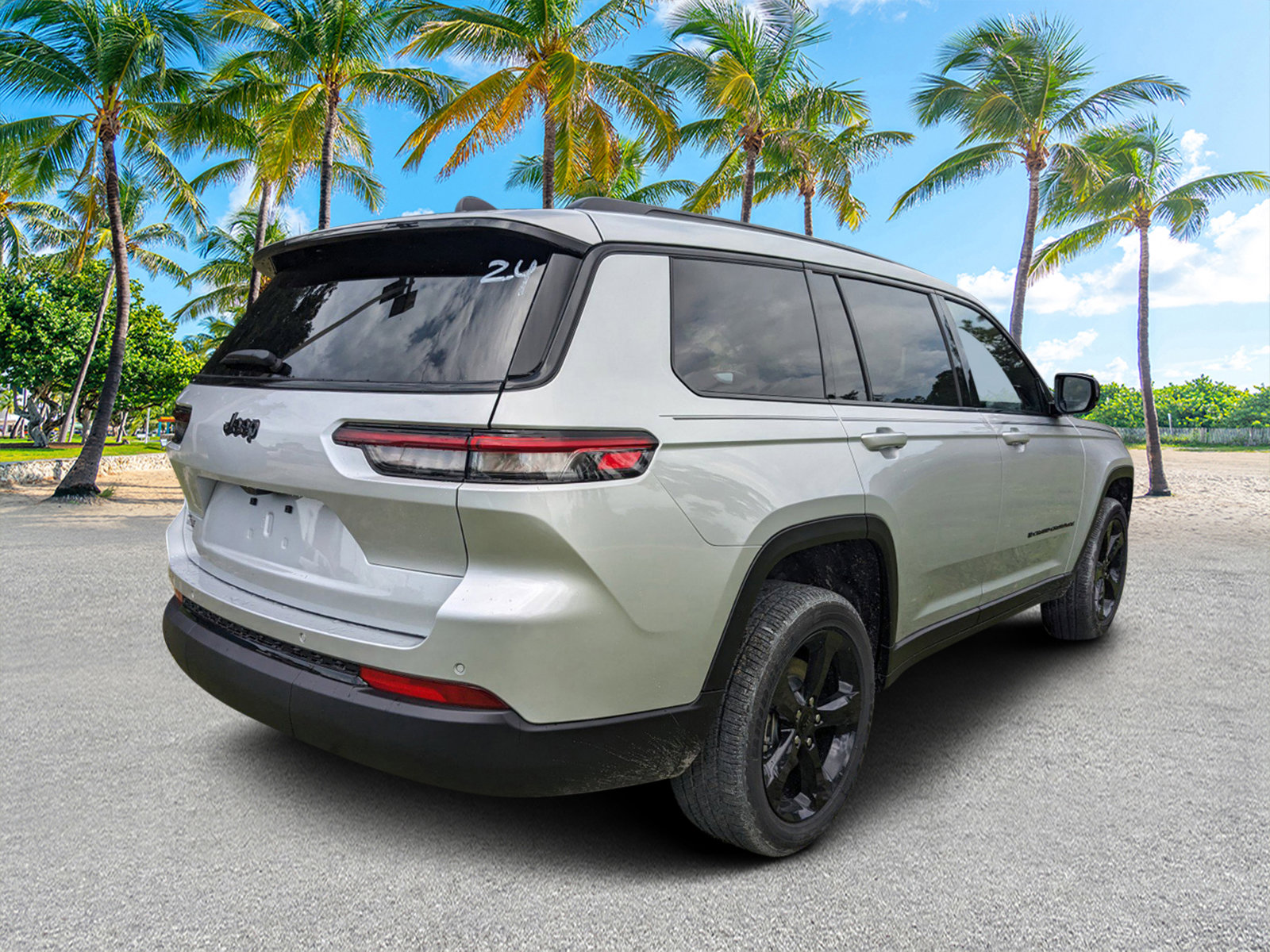 2024 Jeep Grand Cherokee Altitude X photo 3